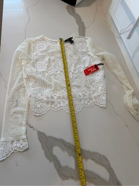 Forever 21 White Lace Sheer Embroidered Long Sleeve Blouse